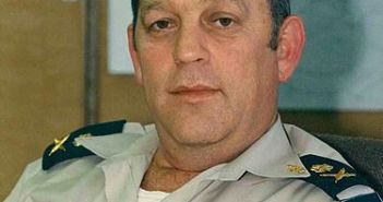 אלוף מיכה רם מפקד חיל הים 1989 1992