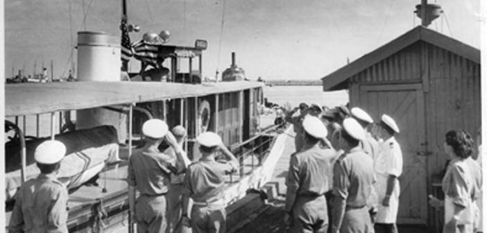טקס מסירת הקרוסטלה לחיל הים 26 אוגוסט 1949