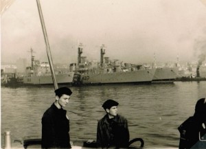 שייטת המשחתות והצוללת אח"י רהב בנמל נפולי