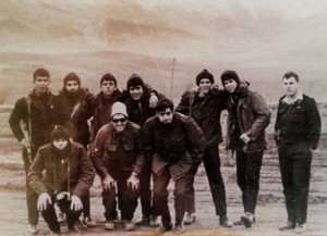  צוות אח"י חיפה  למרגלות החרמון – ינואר 1969  איתן –עומד שלישי מימין
