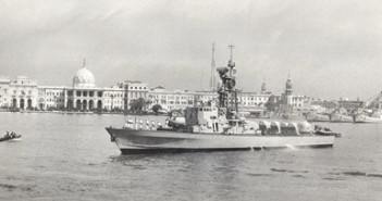 ספינות חיל הים אח"י מולדת בנמל אלכסנדריה 5 במאי 1980